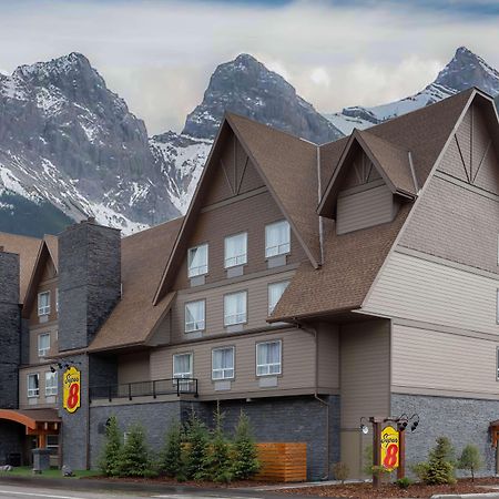 Super 8 By Wyndham Canmore Kültér fotó